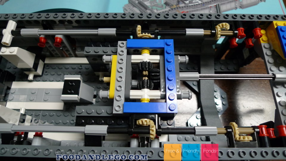 Free and Friendly Foods LEGO Review S.H.I.E.L.D. Helicarrier