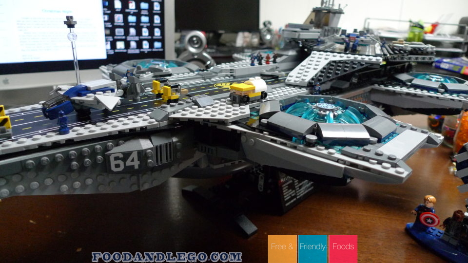 Free and Friendly Foods LEGO Review S.H.I.E.L.D. Helicarrier