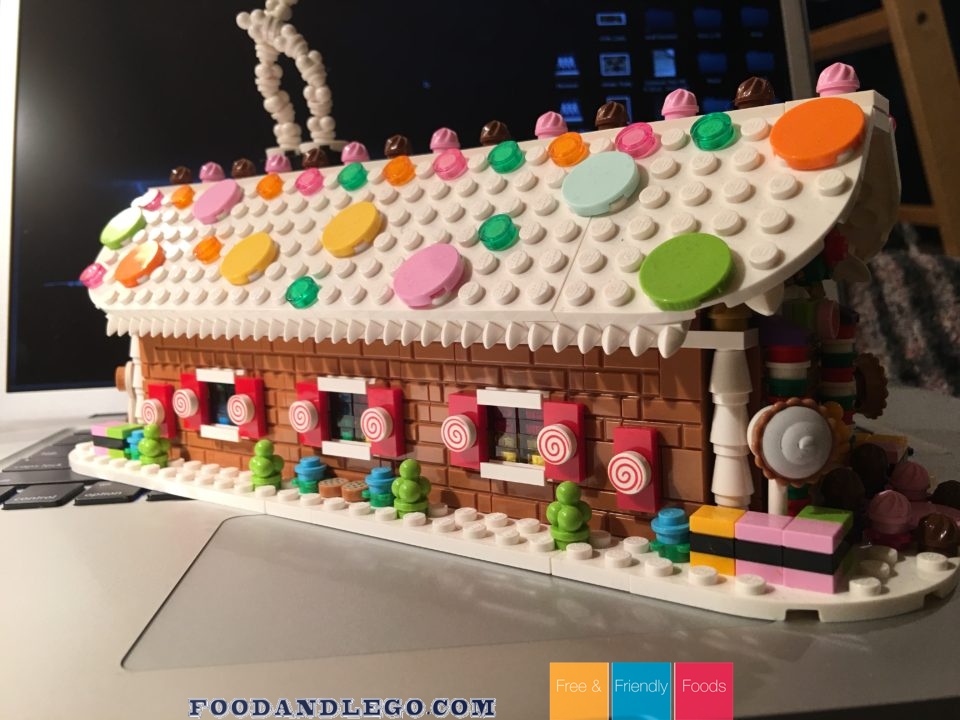 Free and Friendly Foods LEGO Review & MOC Gingerbread House