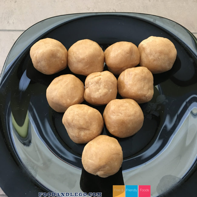 Free and Friendly Foods Peanut Butter Dough Ball Bites