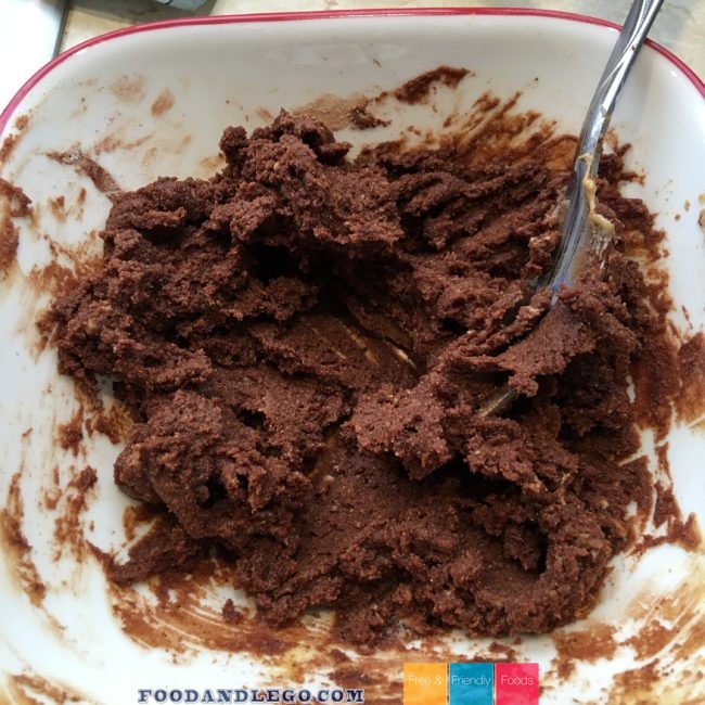 Free and Friendly Foods Paleo Chocolate Cashew Cookies