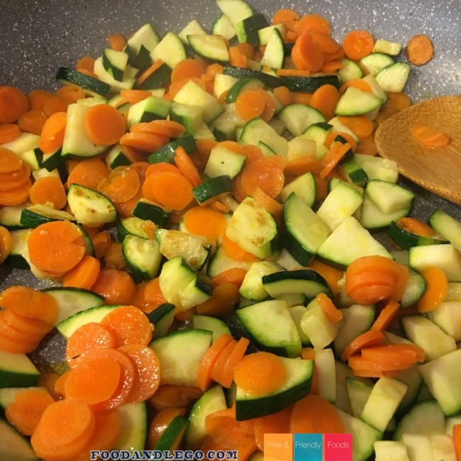 Free and Friendly Foods Carrot & Zucchini Pasta